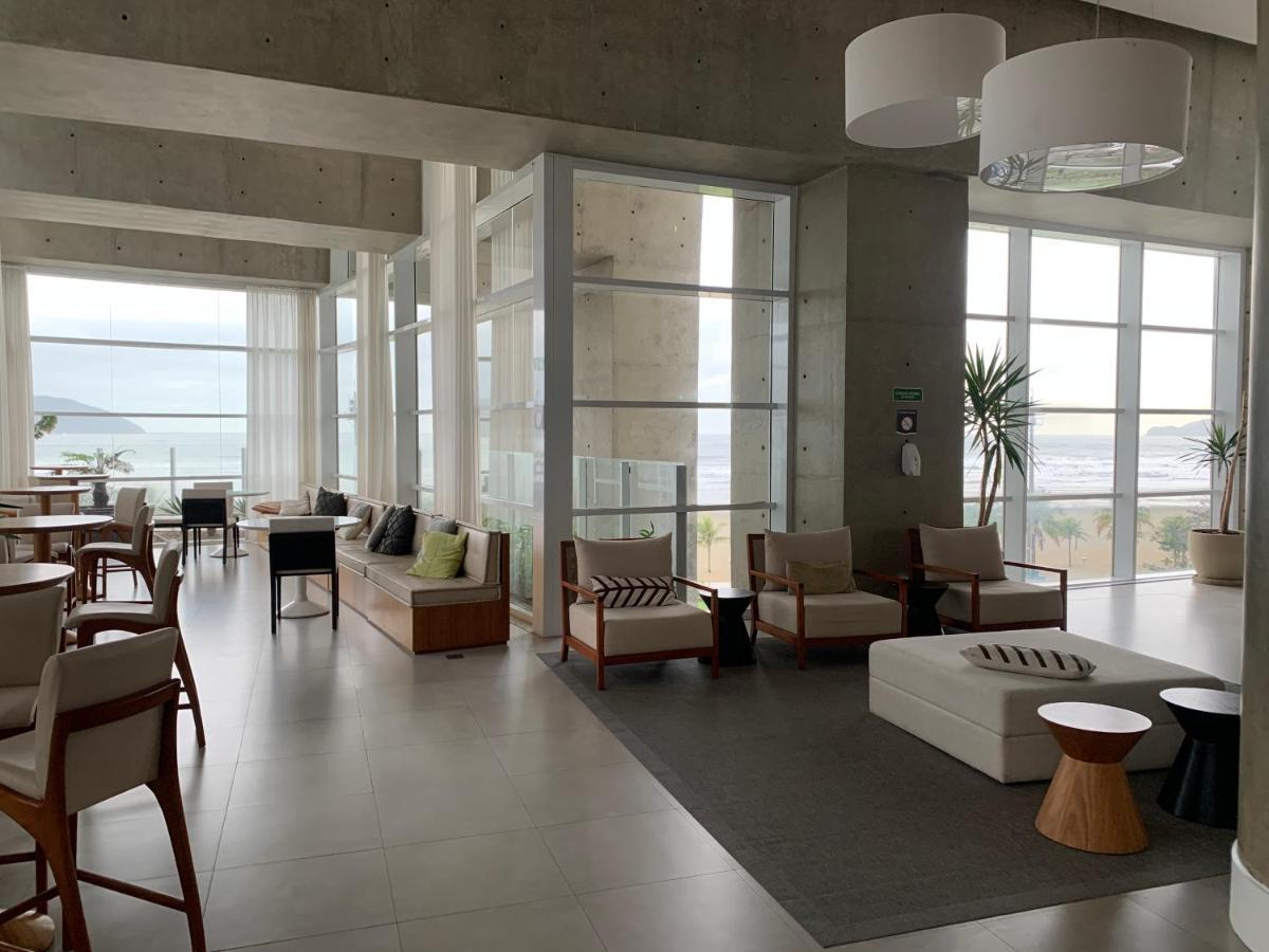 公寓 Ocean Front Paraíso: Beachfront Retreat With Heated Pool And Wellness